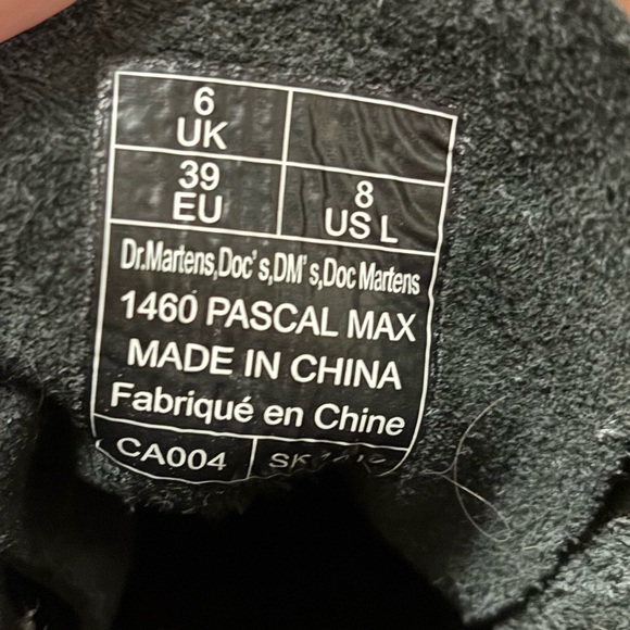 Dr. Martens Black 1460 Pascal Max platform boots - Picture 4 of 4